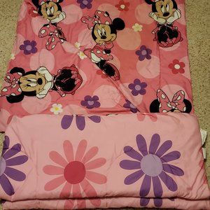 Minnie Mouse Twin Reversible Comforter